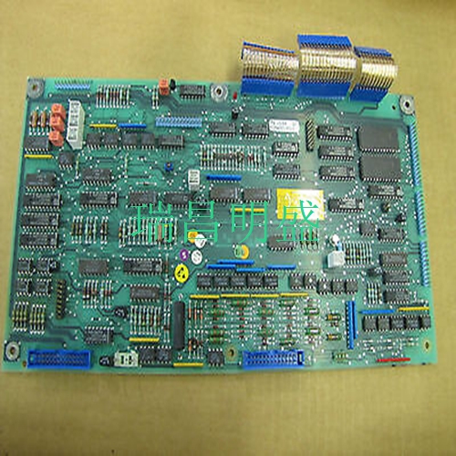 YPH105E.jpg