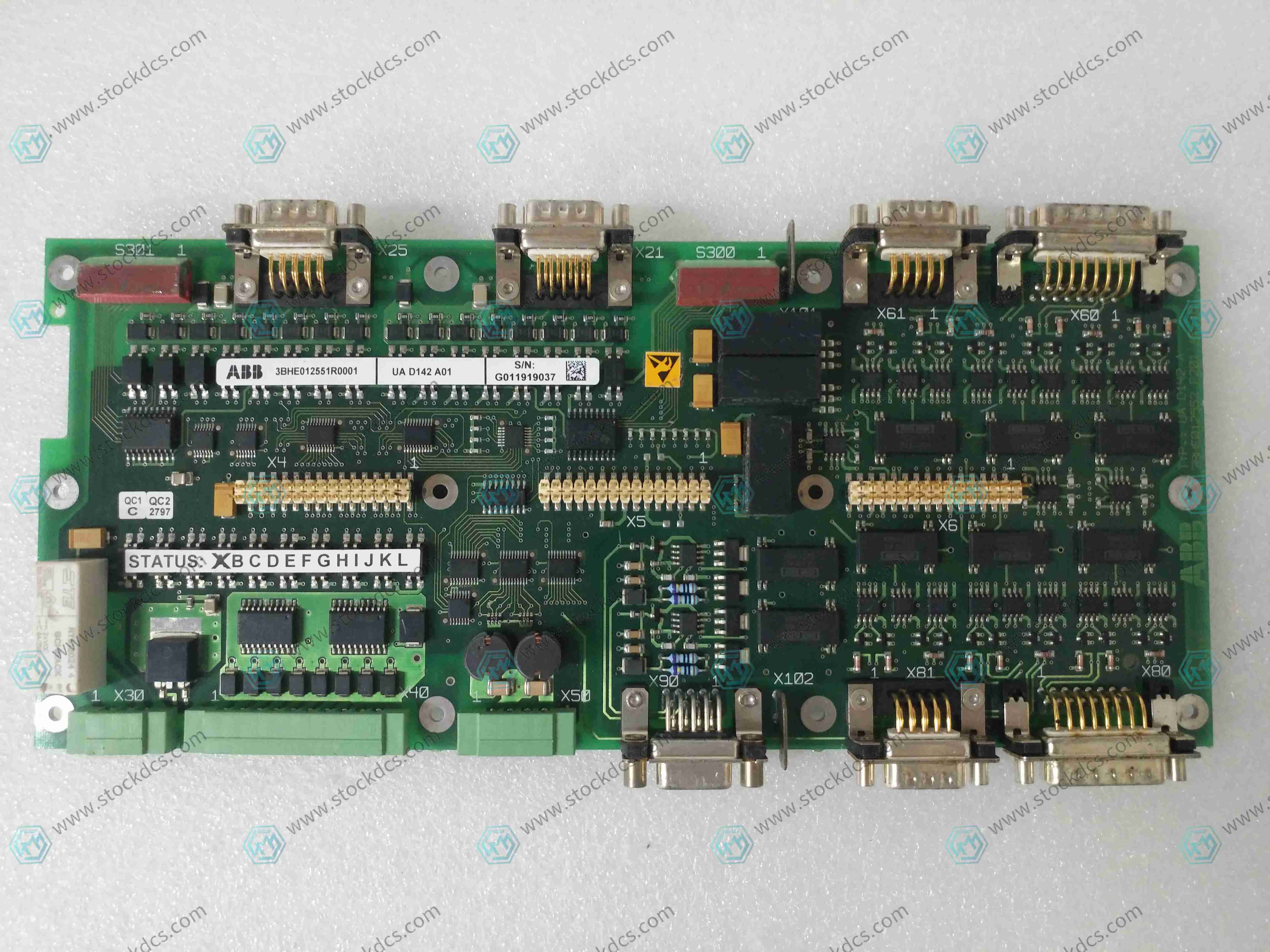 ABB UAD142A01 现场输入输出模块 