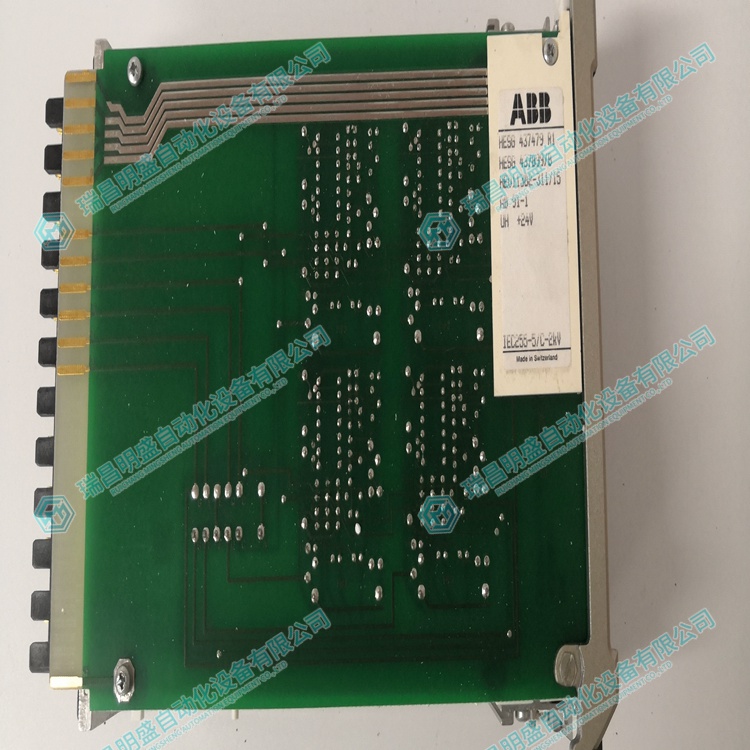 a3fc7549b76f869ee6fe714e7585edd3_3-24021G44JG47.jpg