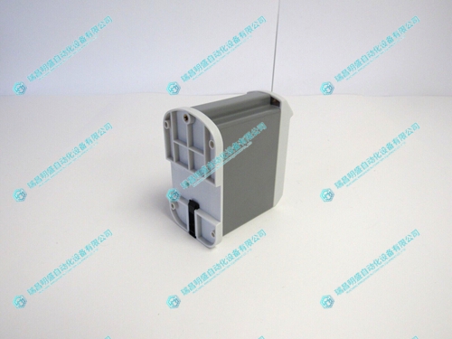 c4d9695f7655d0438c552ea352ae143b_3-240Q4115330S3.jpg