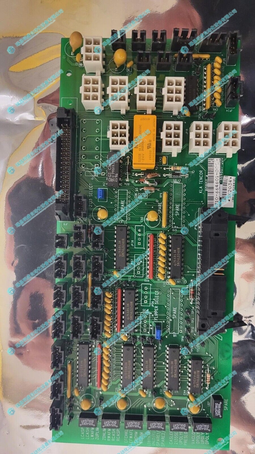 b906c280b205803e88e00ae406e887e4_3-240R21U923943.jpg