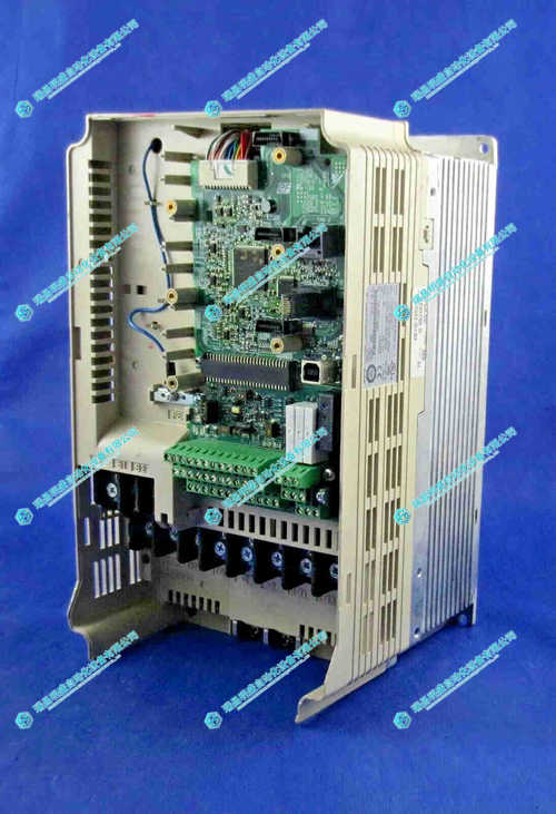 Magnetek CIMR-AU4A0038AAA控制伺服驱动器