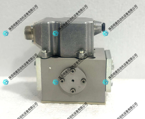 Moog G631伺服阀(图1) moog_g631-3004b_hydraulic_servo_valve_h40jofm4vbr_-_new_2.jpg