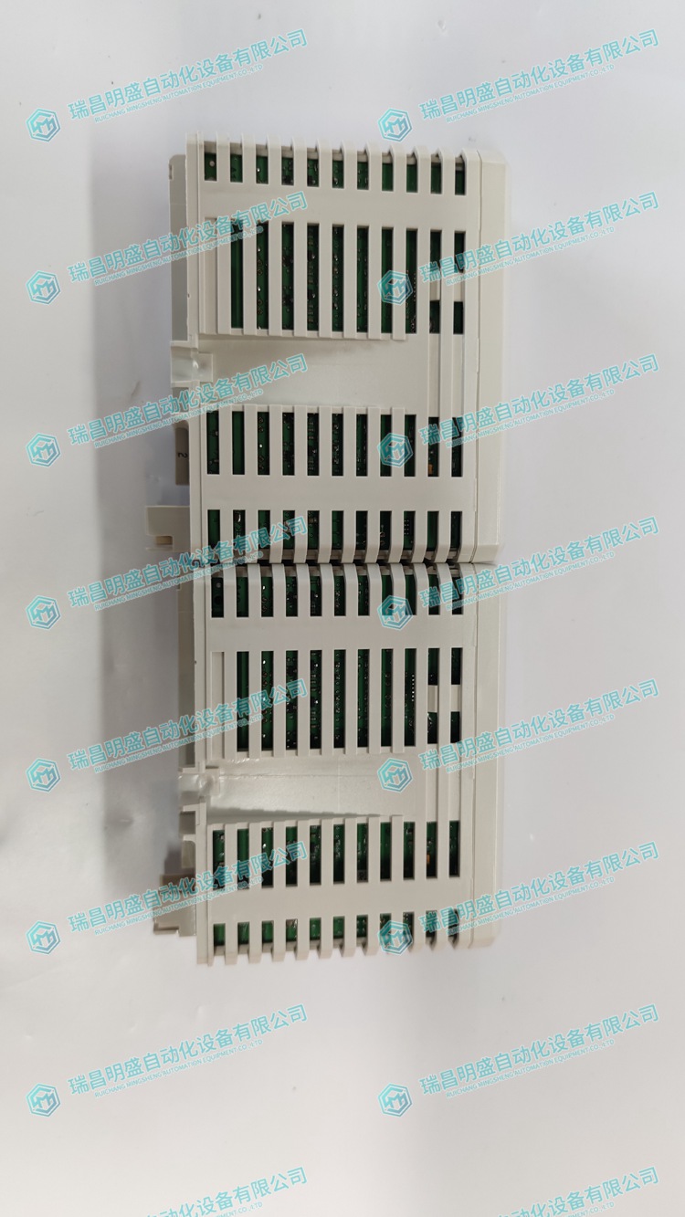 e53060f9c503d3b52093d2c48a3b76f2_3-24050913491LB.jpg